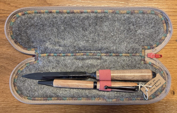 Set. Esche m. Braunkern Fancy / Brieföffner sfr. 90.-