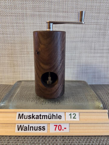 MM12