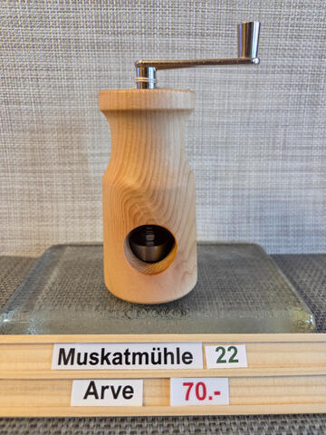MM22